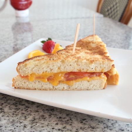 Grilled Cheese And Tomato Sandwich