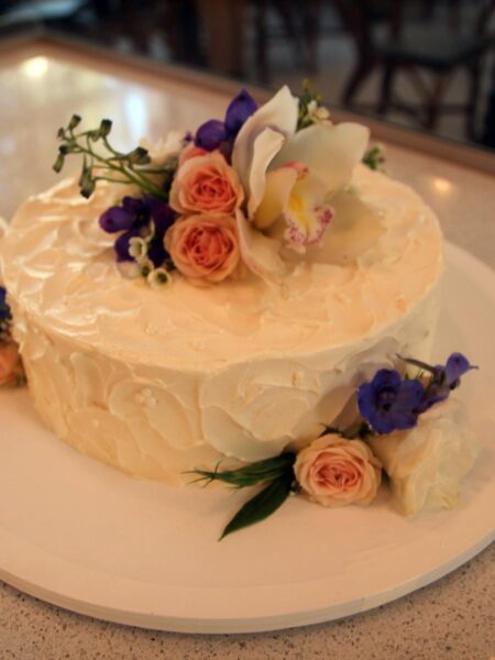 Single Tier Rustic Wedding Cake