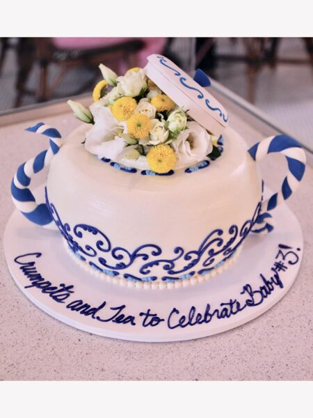 Teapot Cake With Fresh Flwers
