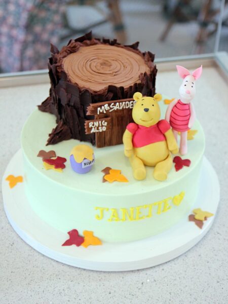 Winnie The Pooh And Piglet